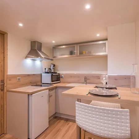 Couttet - Welkeys Apartman *